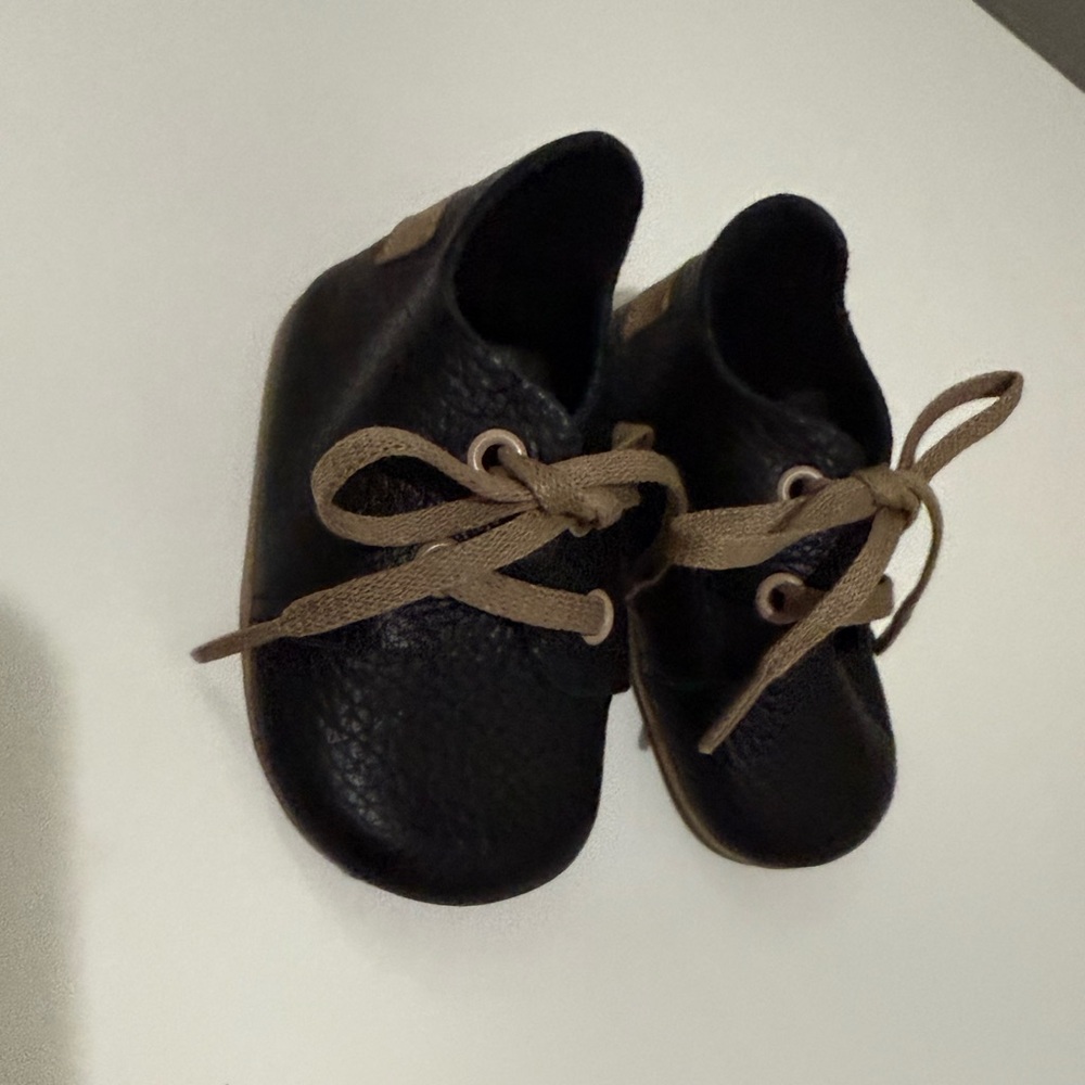 NWOT Black Baby Shoes Size 3-6 Months